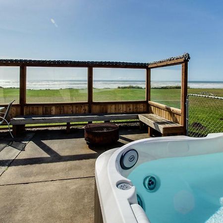 Sparkling Sands Oceanfront San Marine 外观 照片